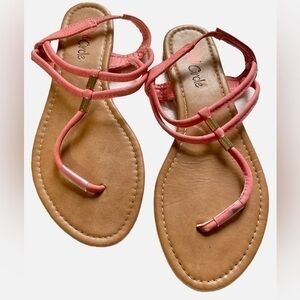 Red Circle Pink Thong Sandals